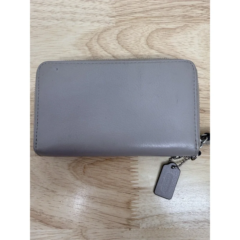 COACH Medium Zip Around Wallet Smooth Leather Light Grey #66